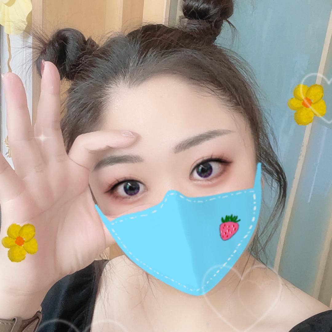 吃花卷的兔子
