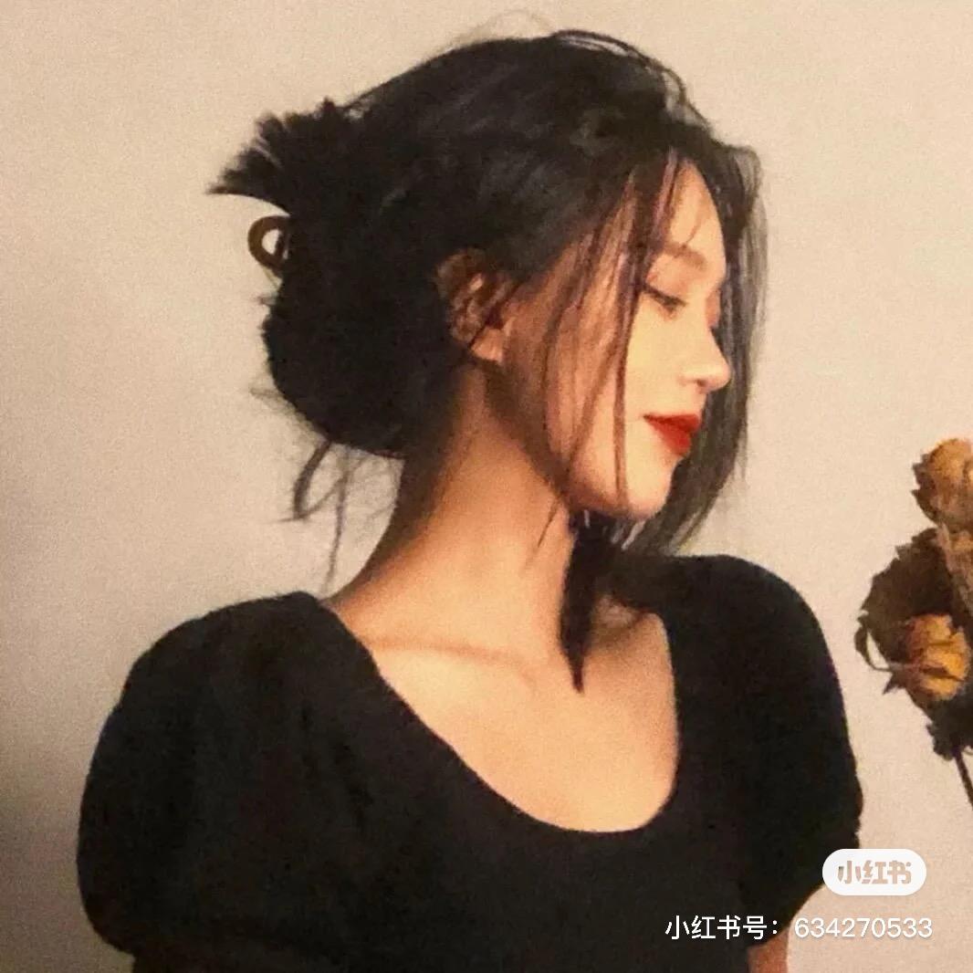 稀里糊涂的🐑咩咩