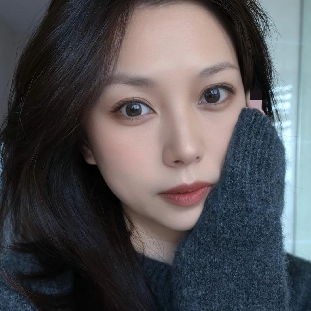 我是妮妮妈正在直播