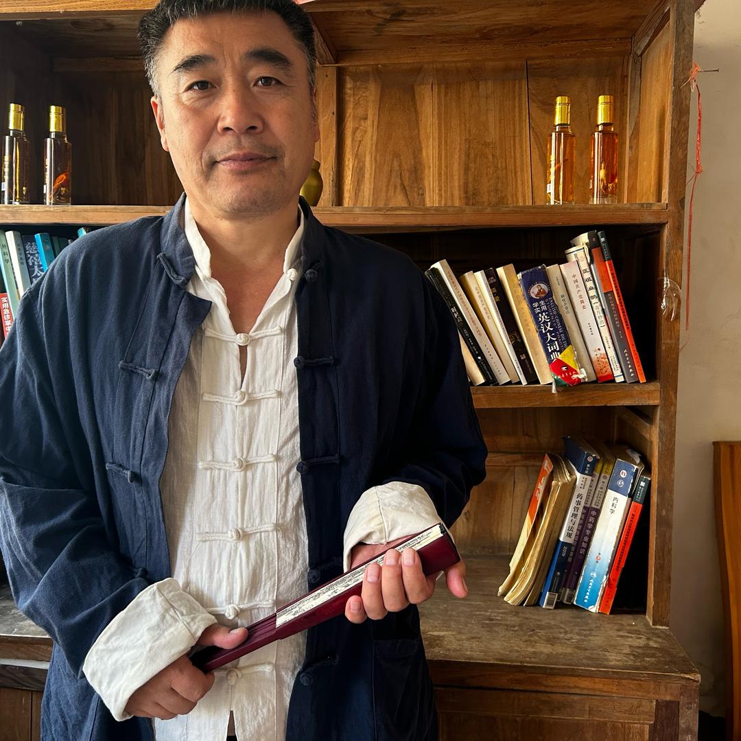 A一男女幸福。