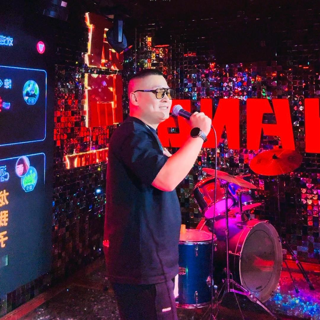 王群