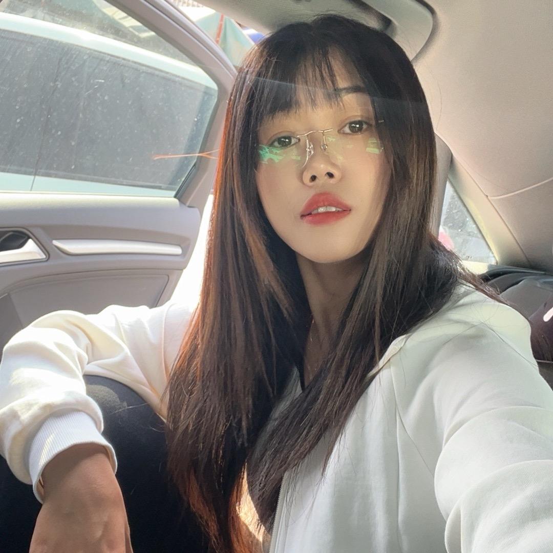 小辉二手车  小薛