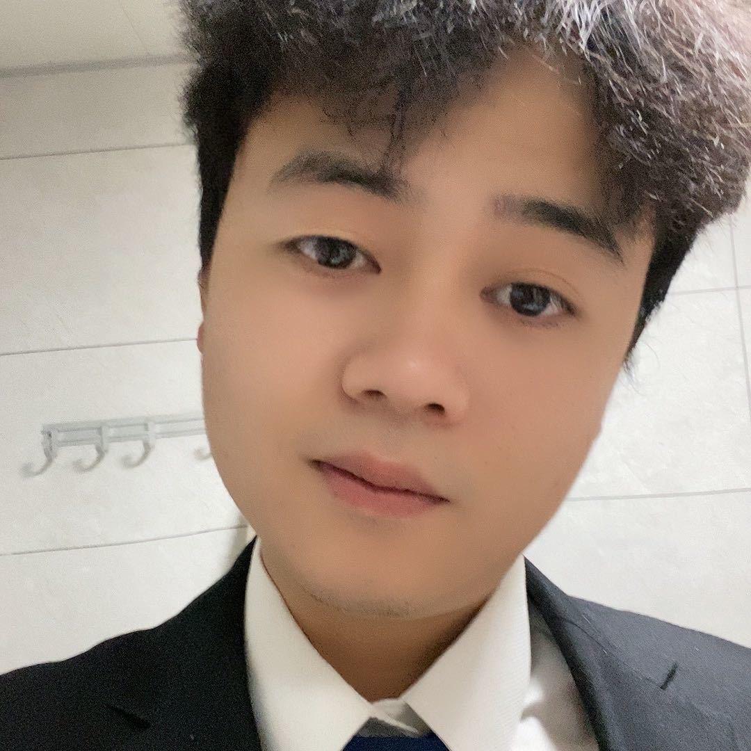 云科房产黄十八