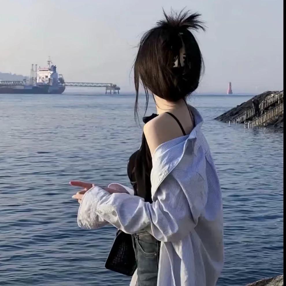 -小情 緒.🖇️