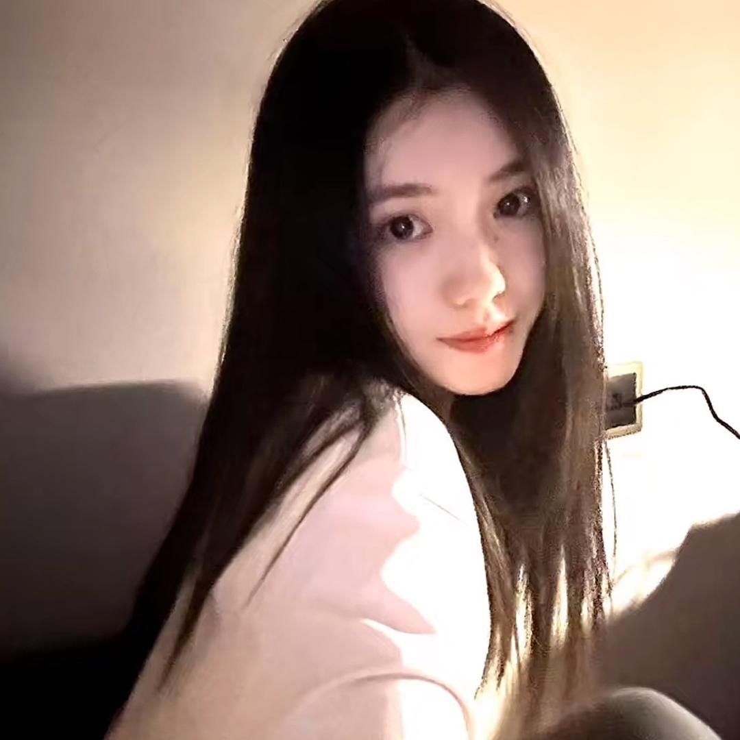 洲洲子-