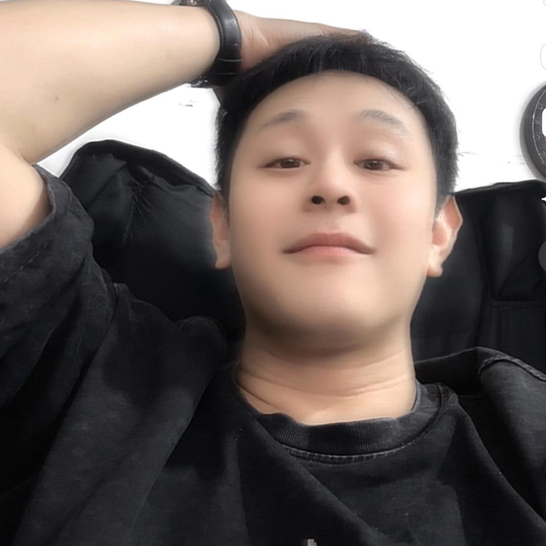 草莓味的辣条