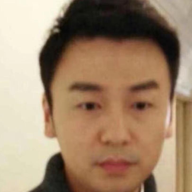 一朵风中摇曳的陈俊生