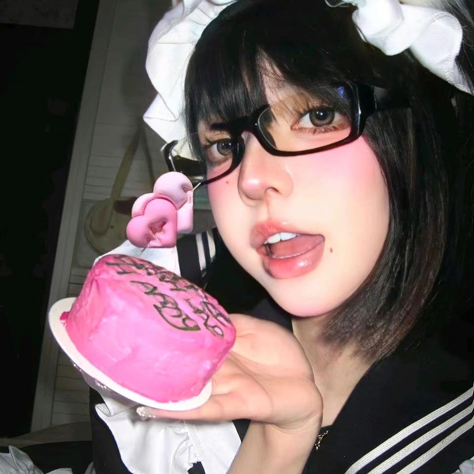 饱饱🧝🏻‍♀️