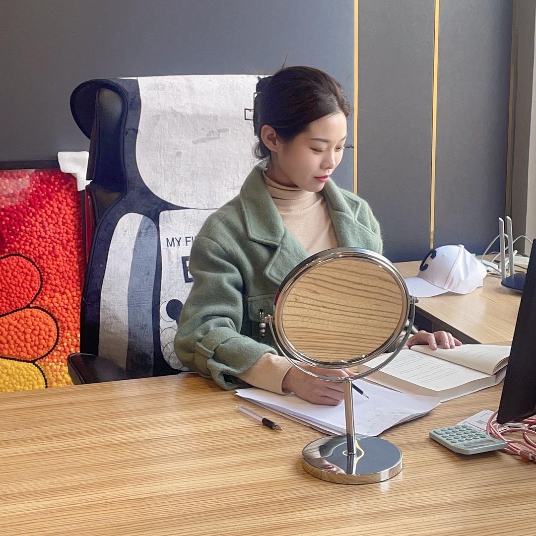 桃子美甲美睫主理人