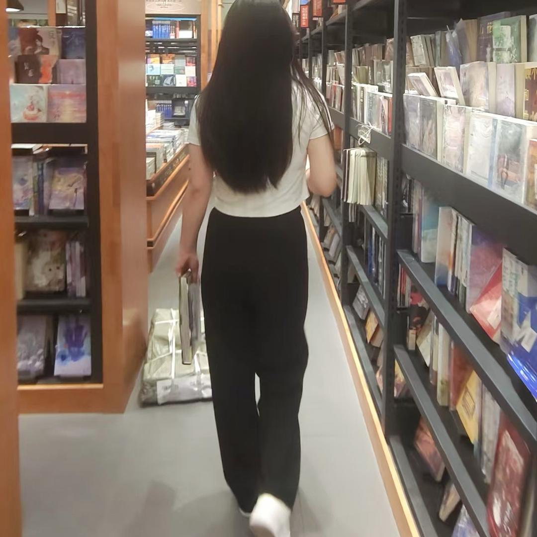 悦心🫦