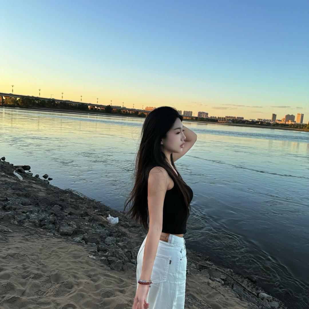 落落🐳