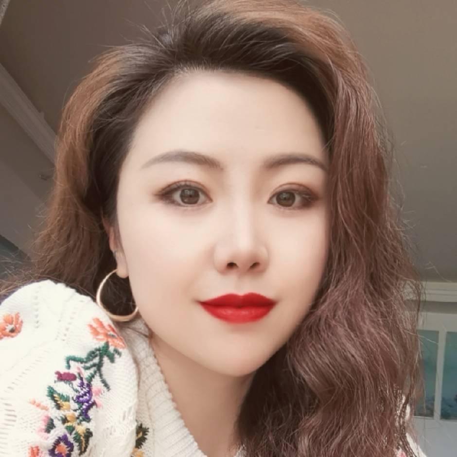@默默