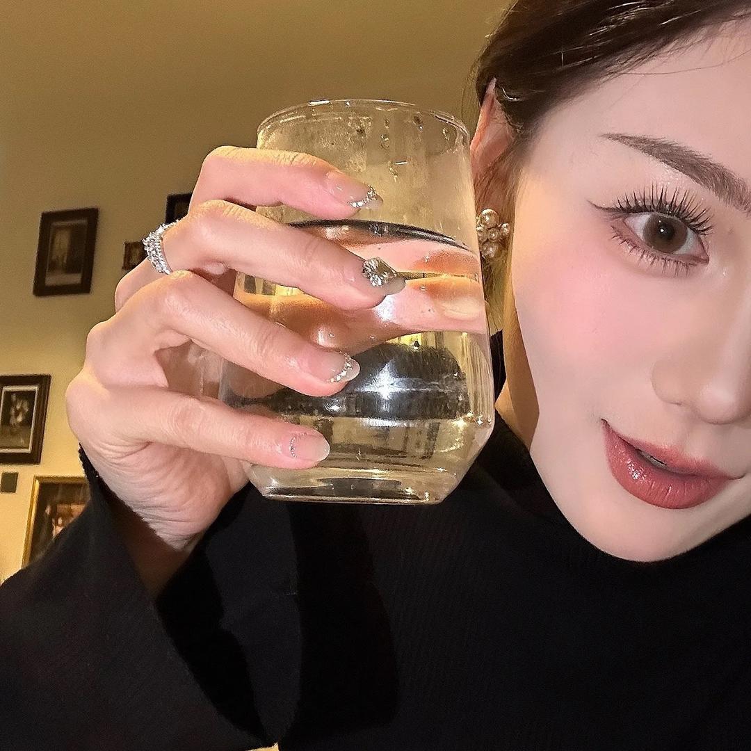 一娜来了