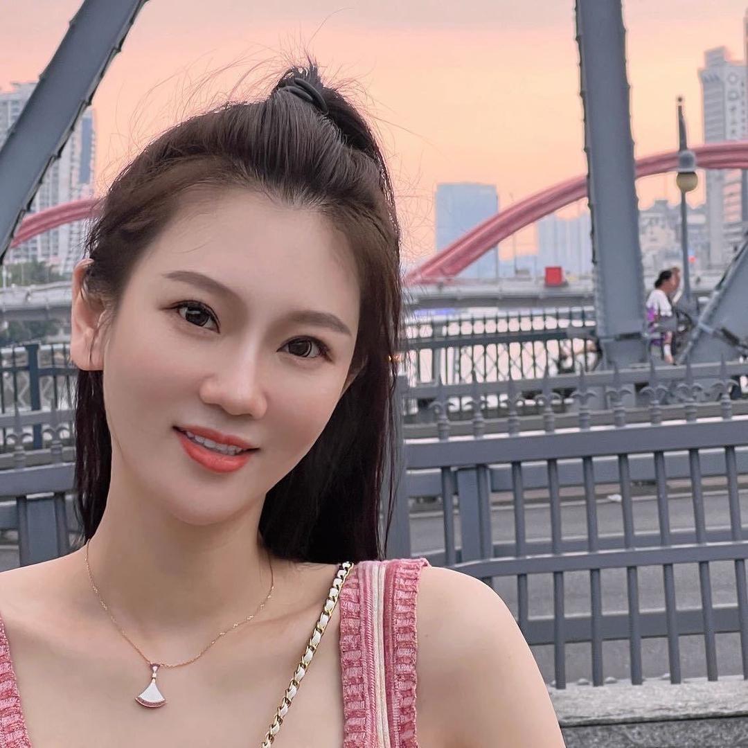 杜凯丽Kelly大大丽