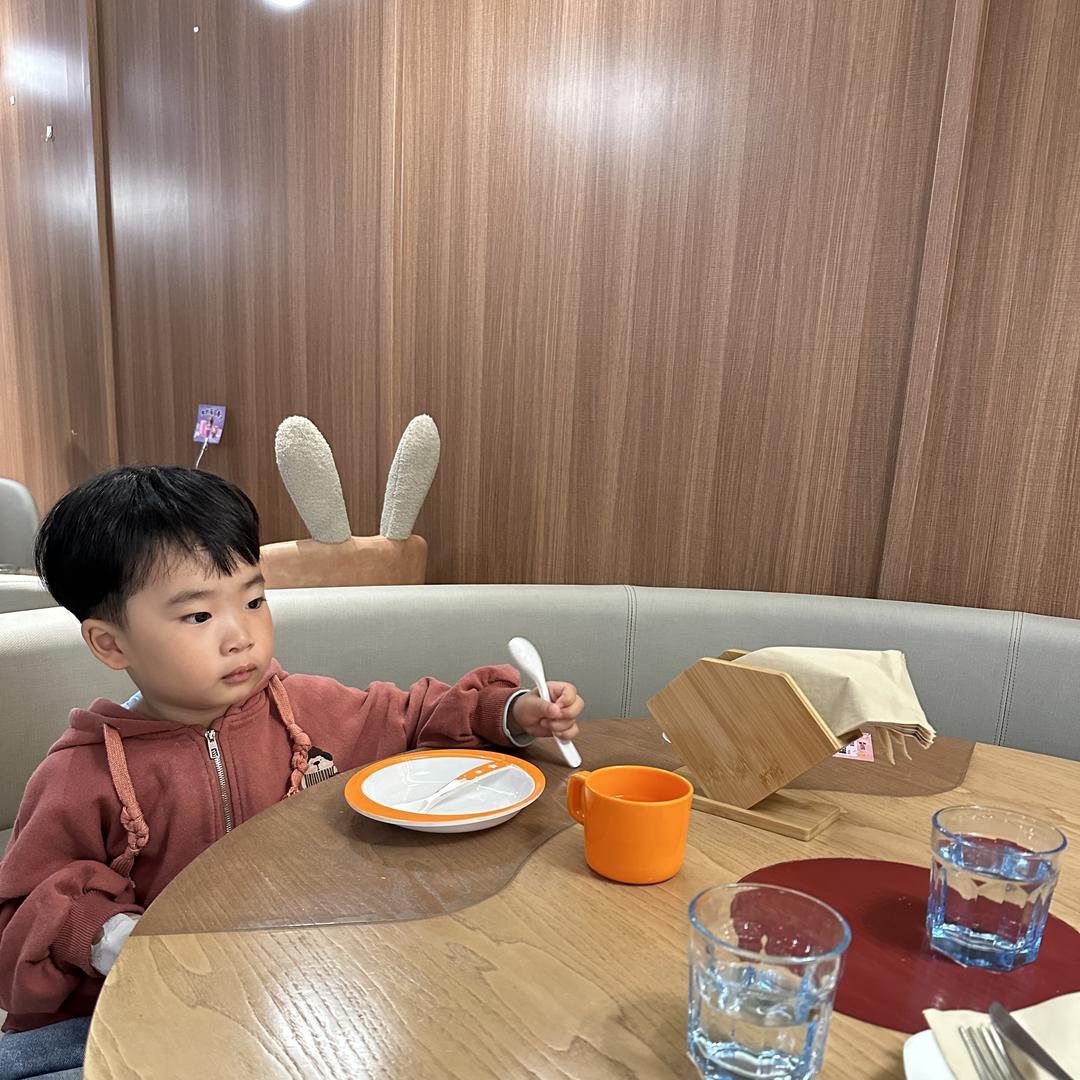 小玖kids童装店