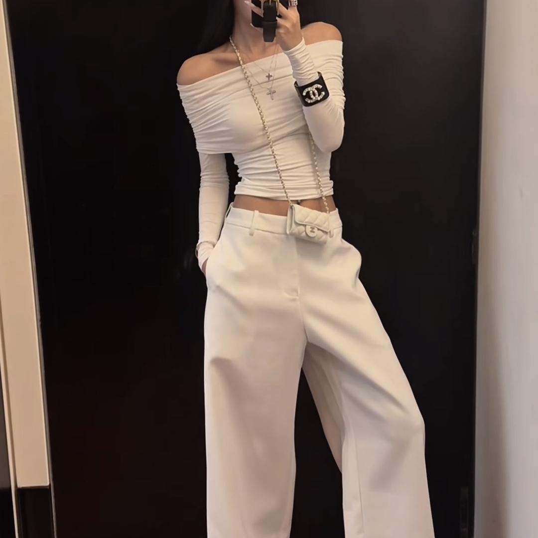 李李今天穿什么
