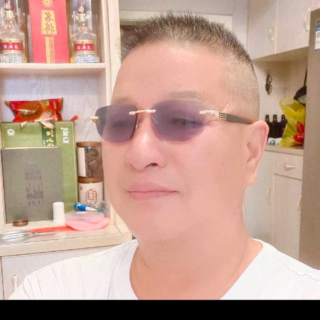 史建华（晓华哥）