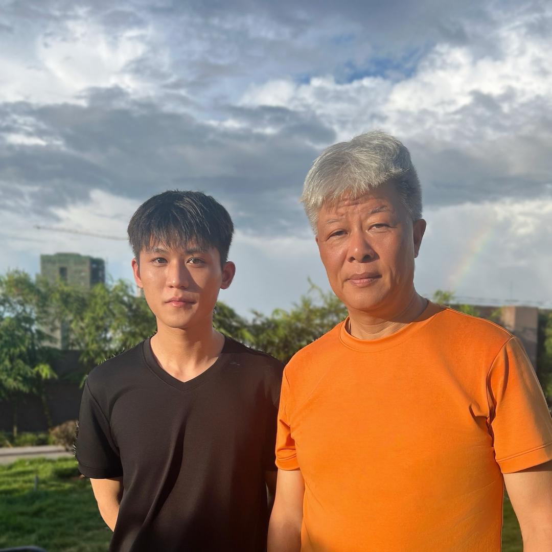 霞湖世家男装-欧阳