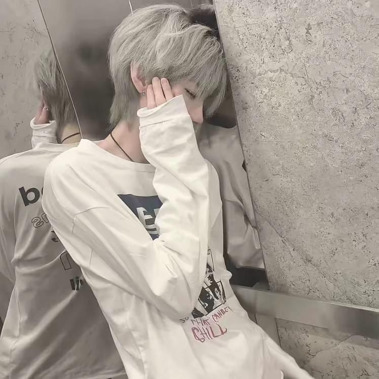^ 你好呆ฅ