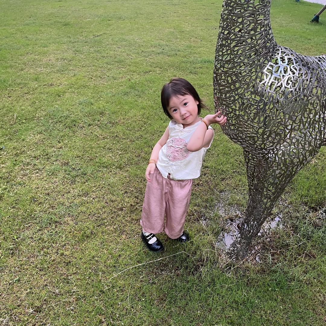 被时间磨完棱角的人