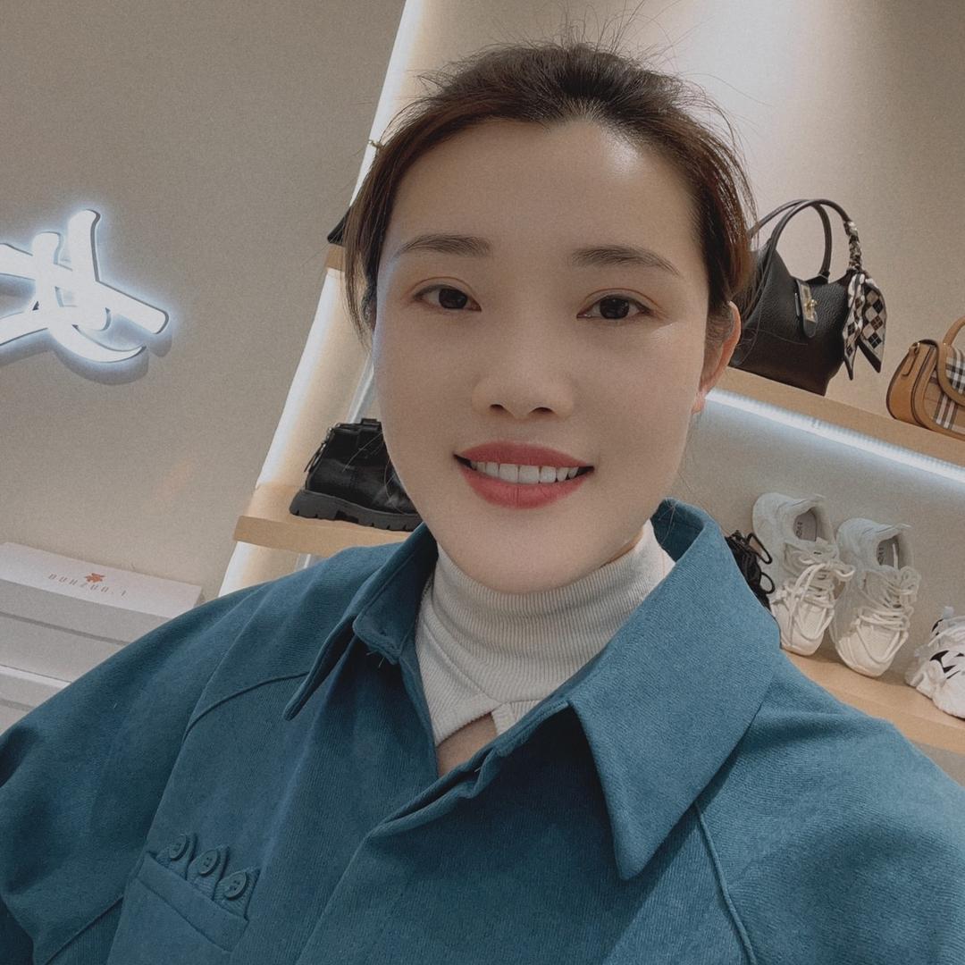 宿迁女皇鞋橱官方号