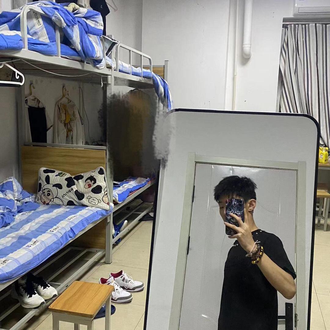 小旭（三角洲护航丶代肝）