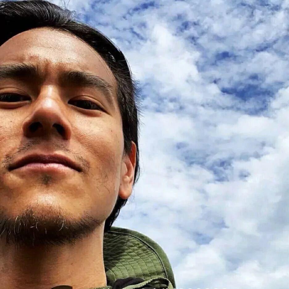 005 ￴ ￴￴    ￴ ￴