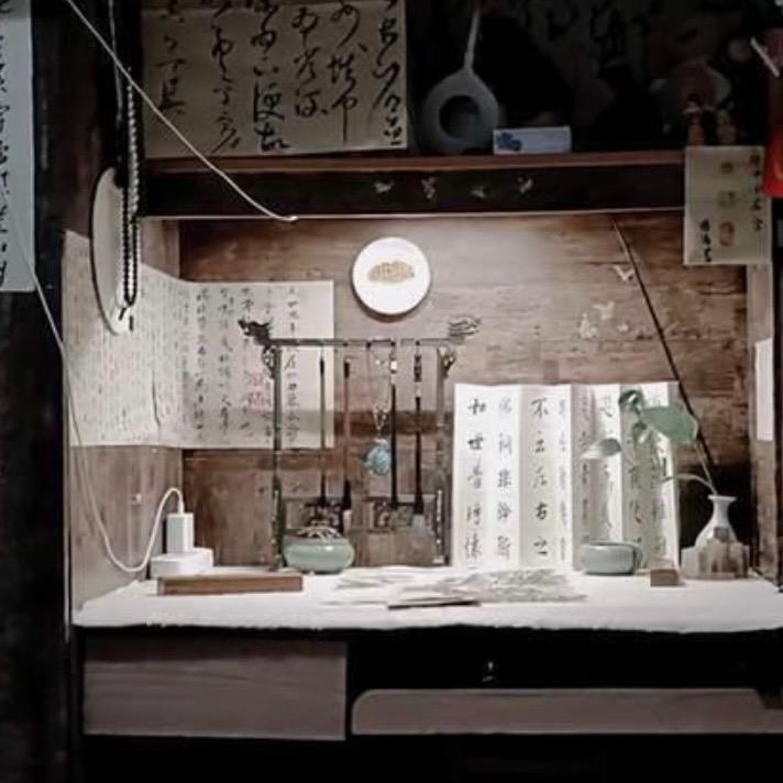 小张写字