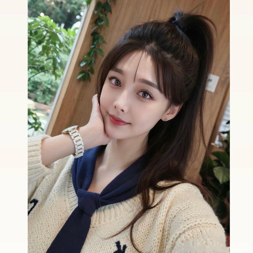 李拜天老板娘