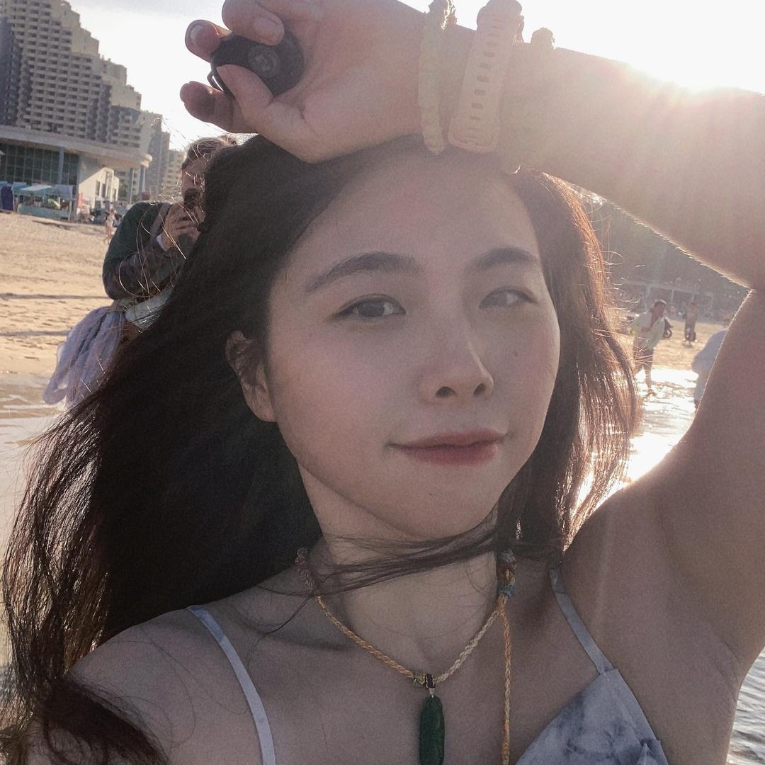佳佳