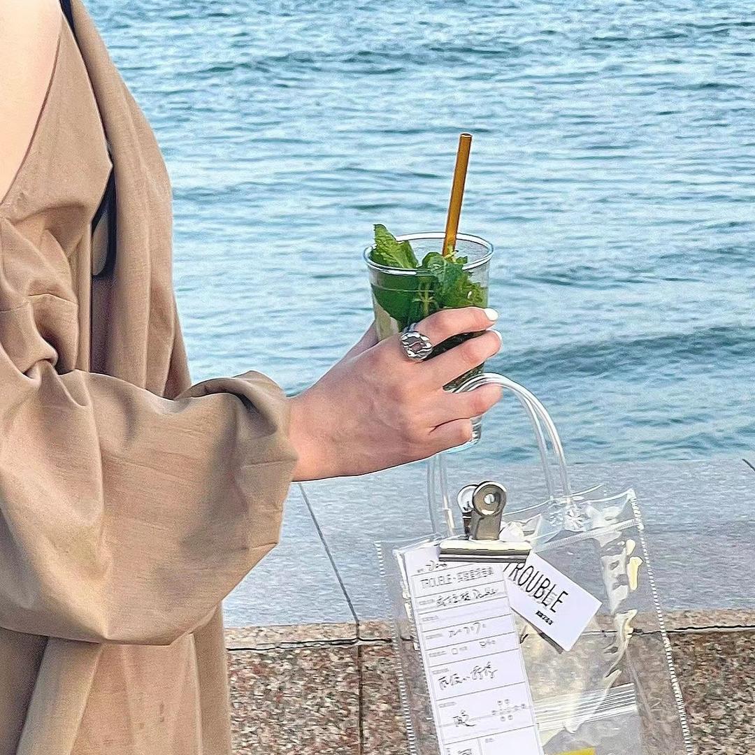 AG酒馆