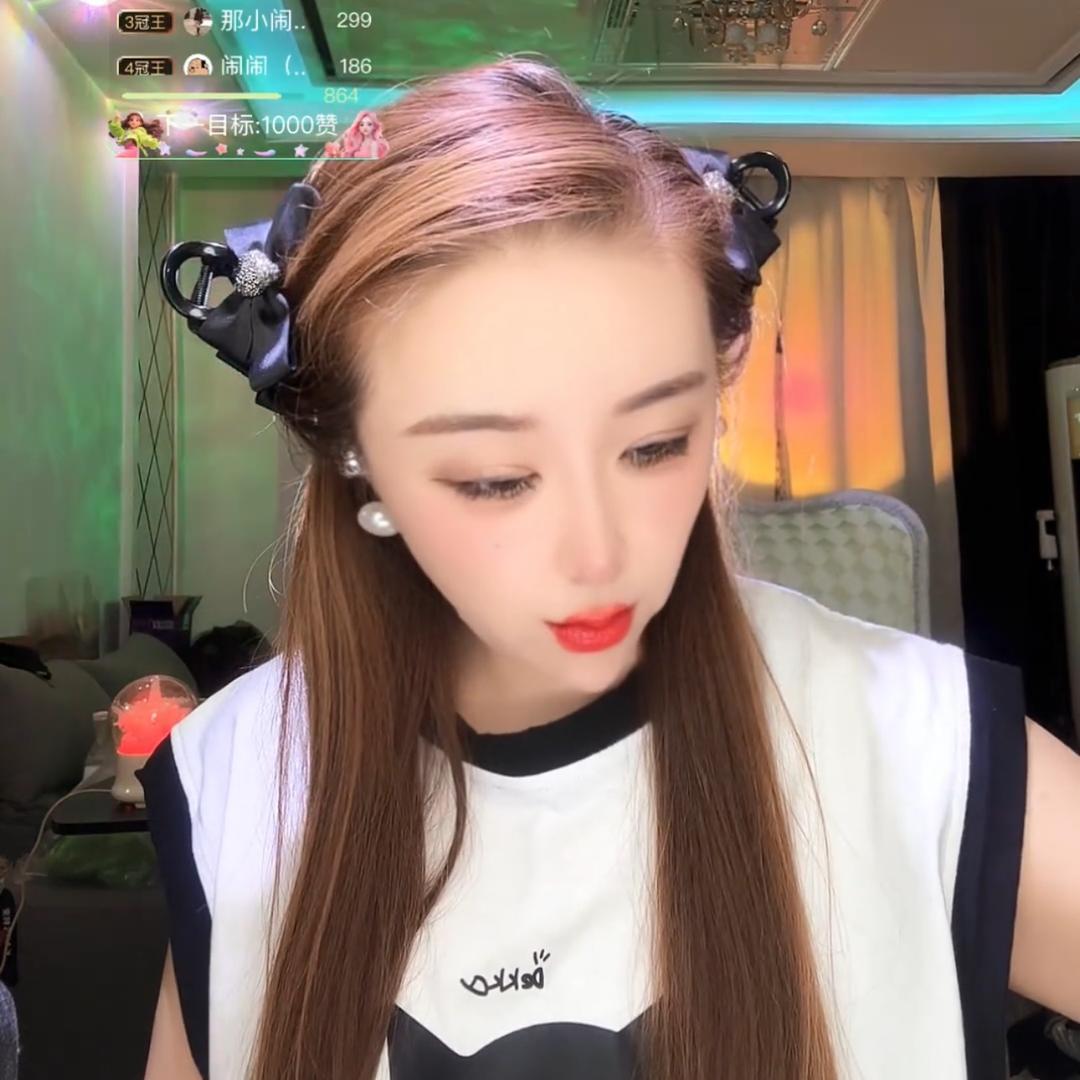 那闹闹
