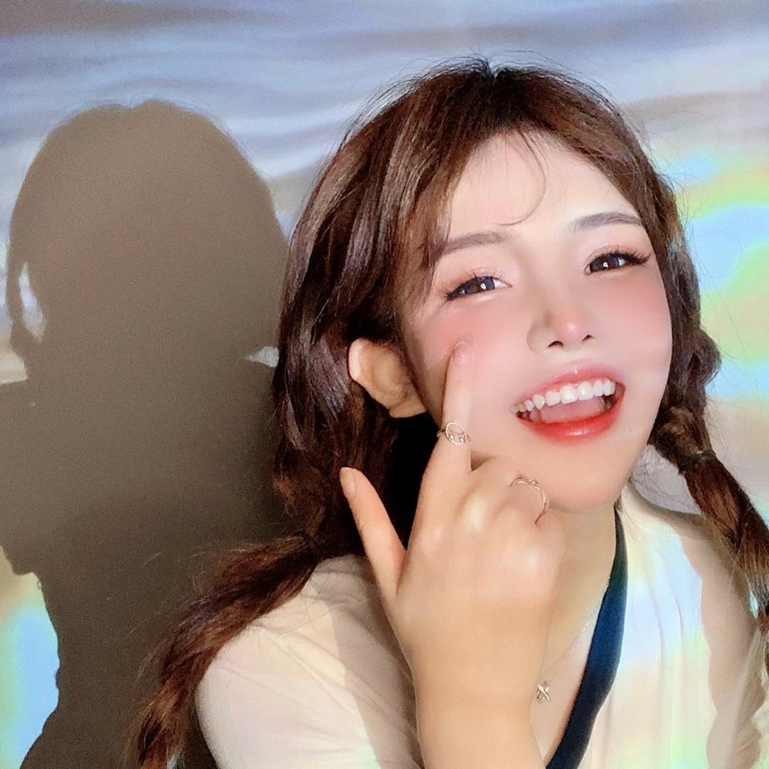 😀