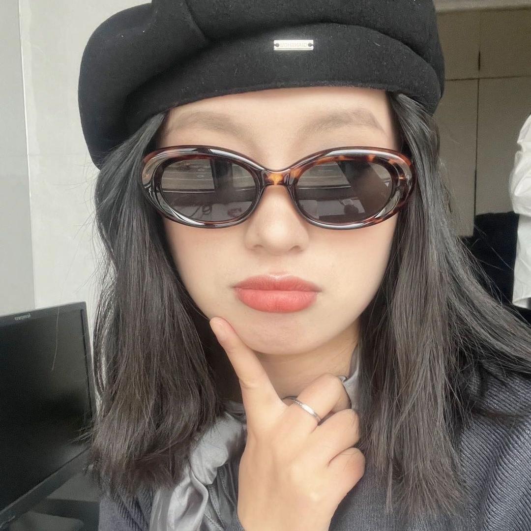 那就快乐一点，