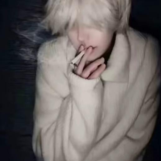楠：；