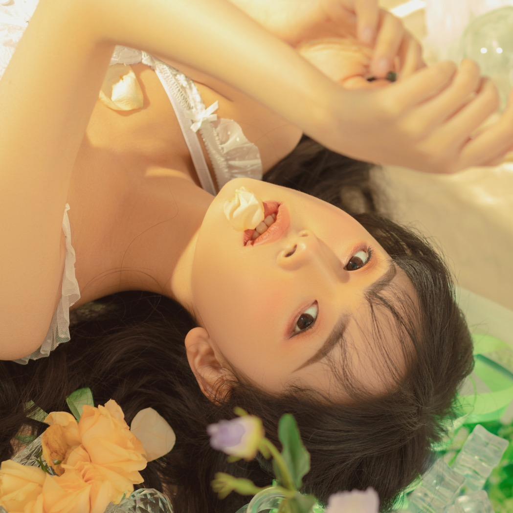 西雅女子写真