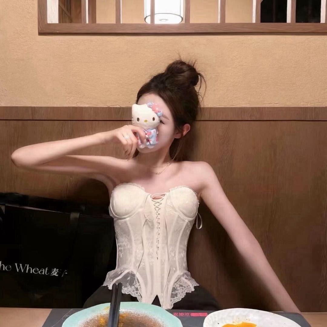 小婵.