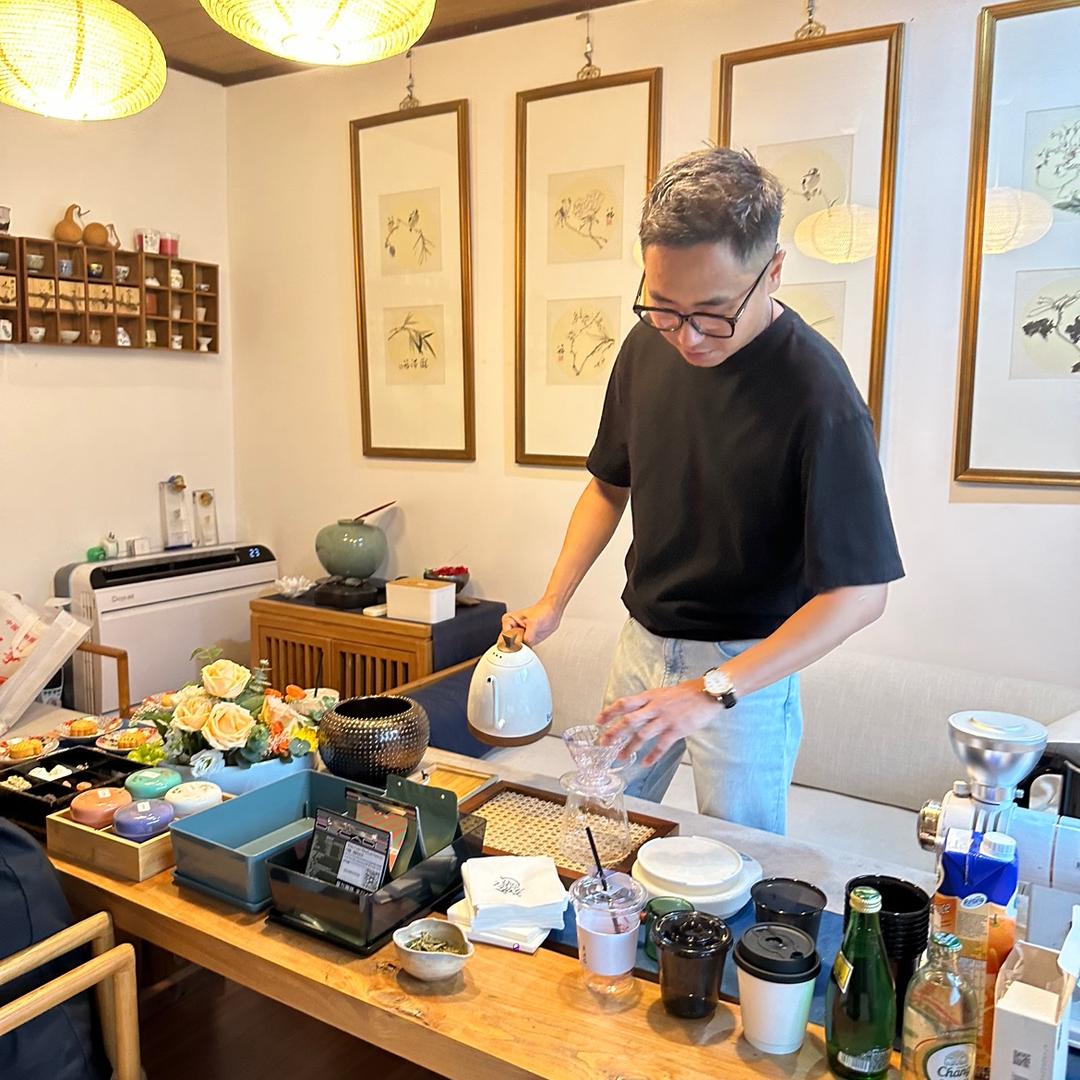 不务正业的陈老板