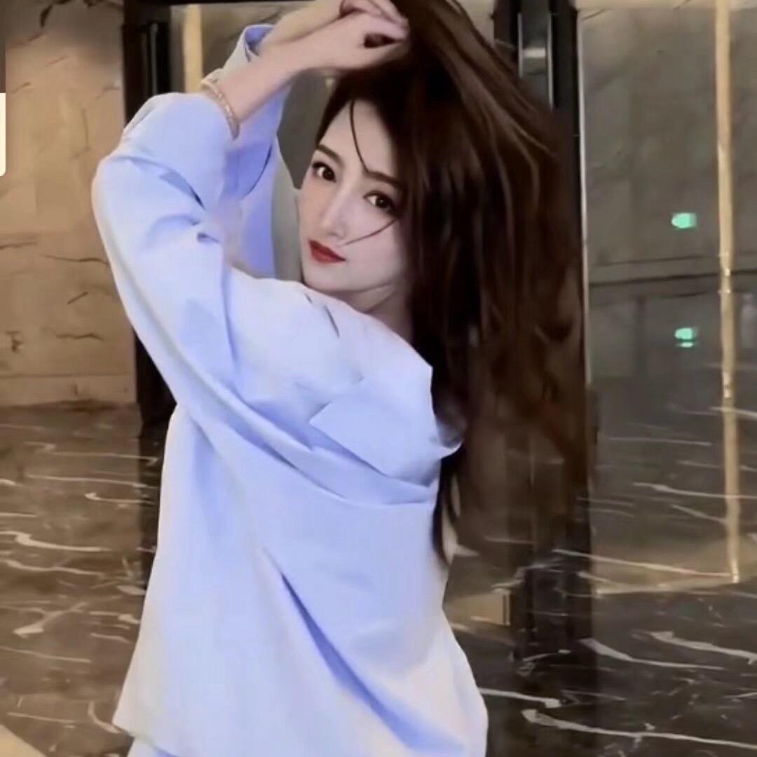 你好、白小悠