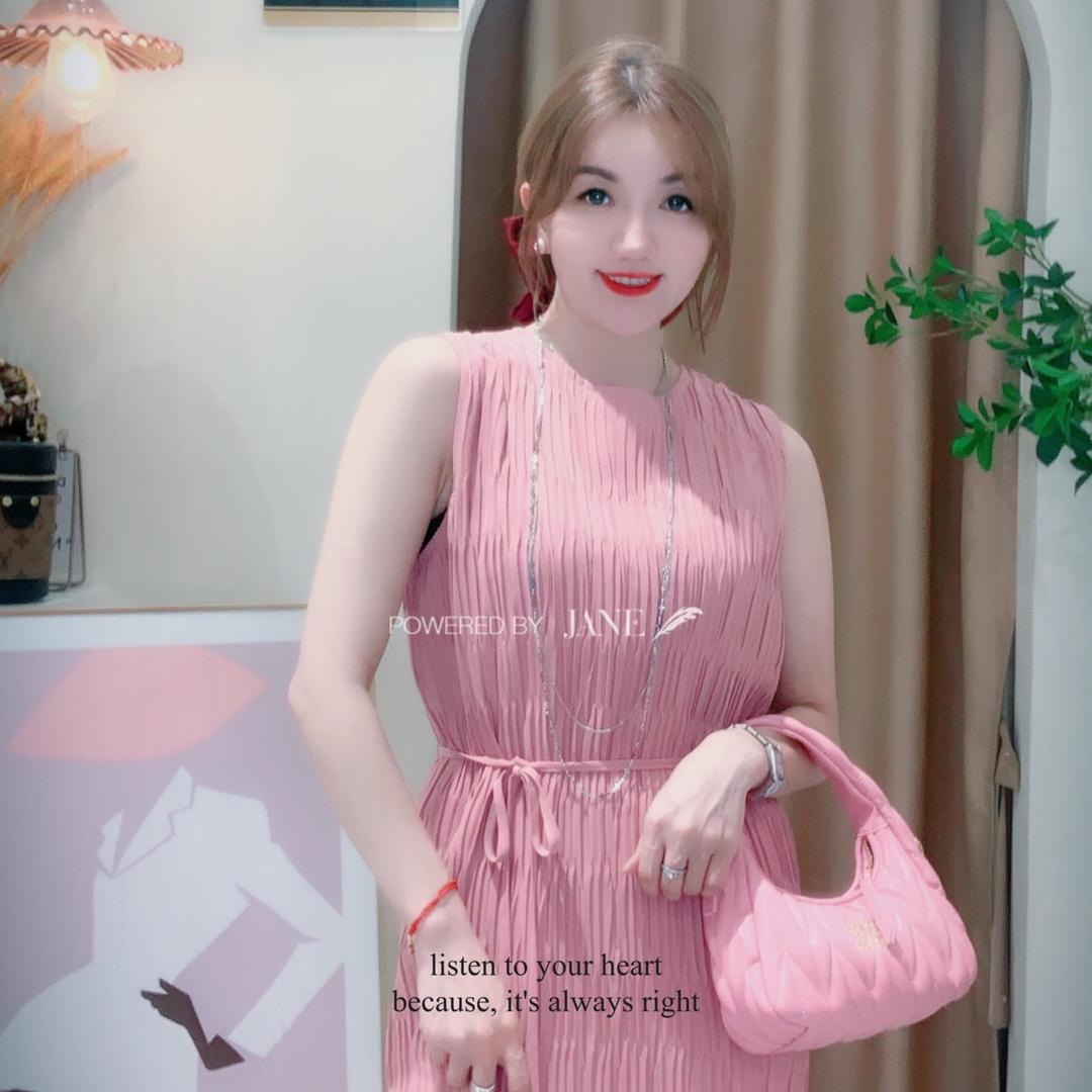 佛山 乐从W维纳斯服装穿搭