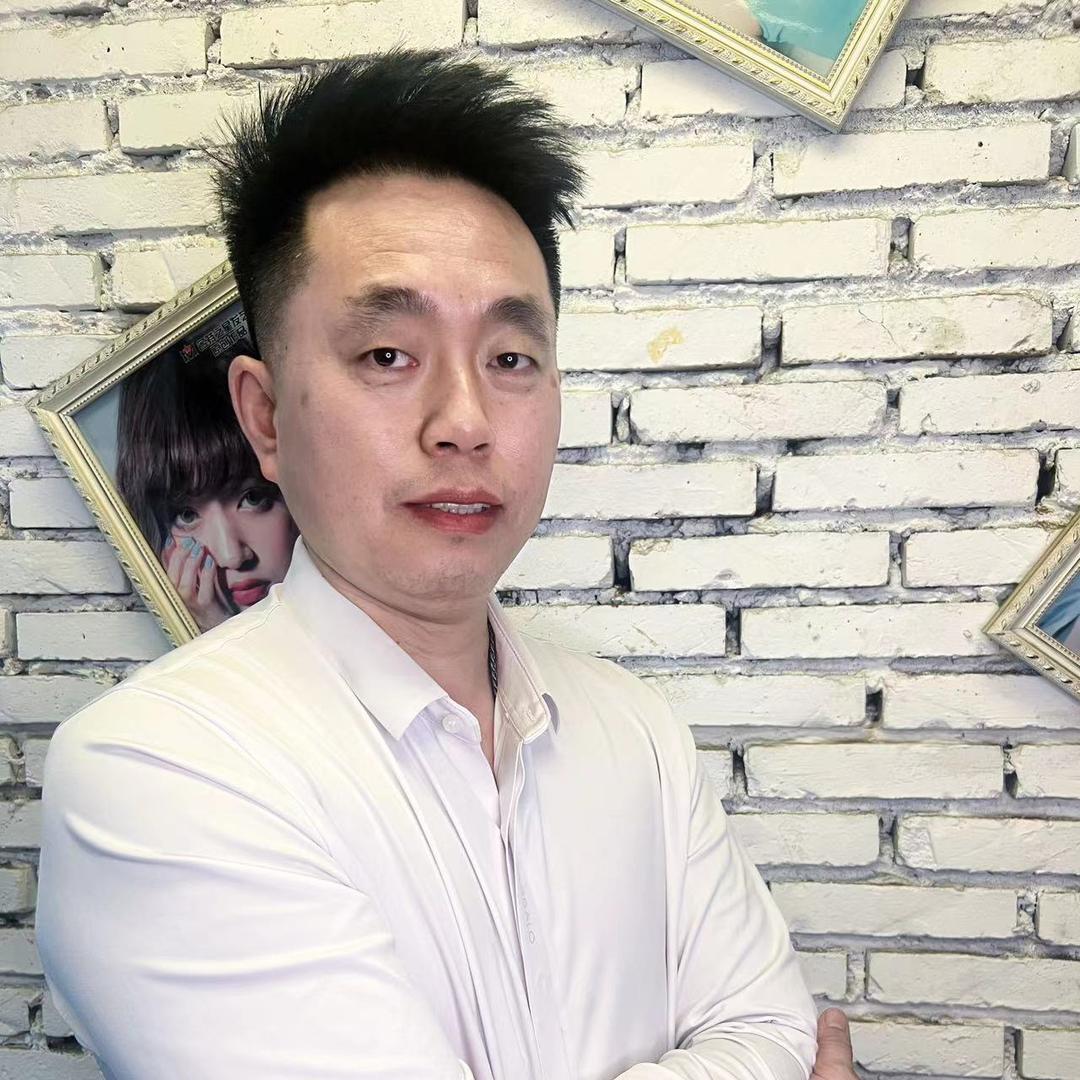 于晨鸣