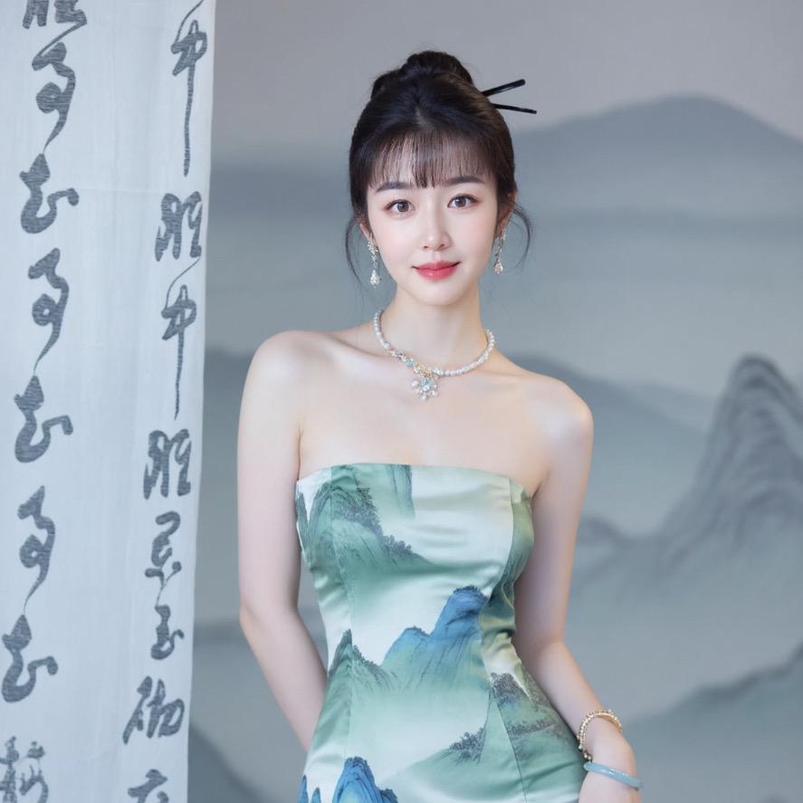 👵🏻 阿扉儿.