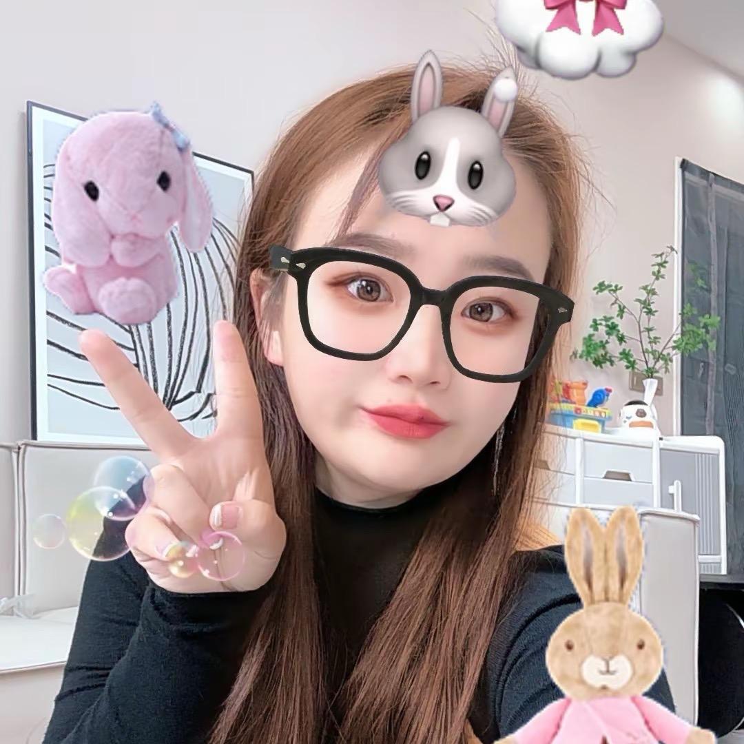 我是小彤彤吖😍