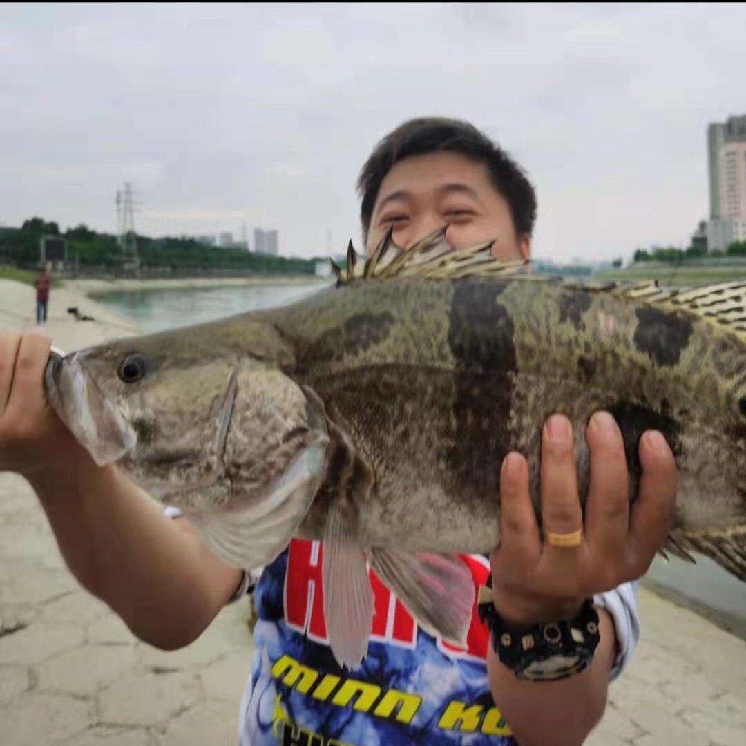 圈子不同