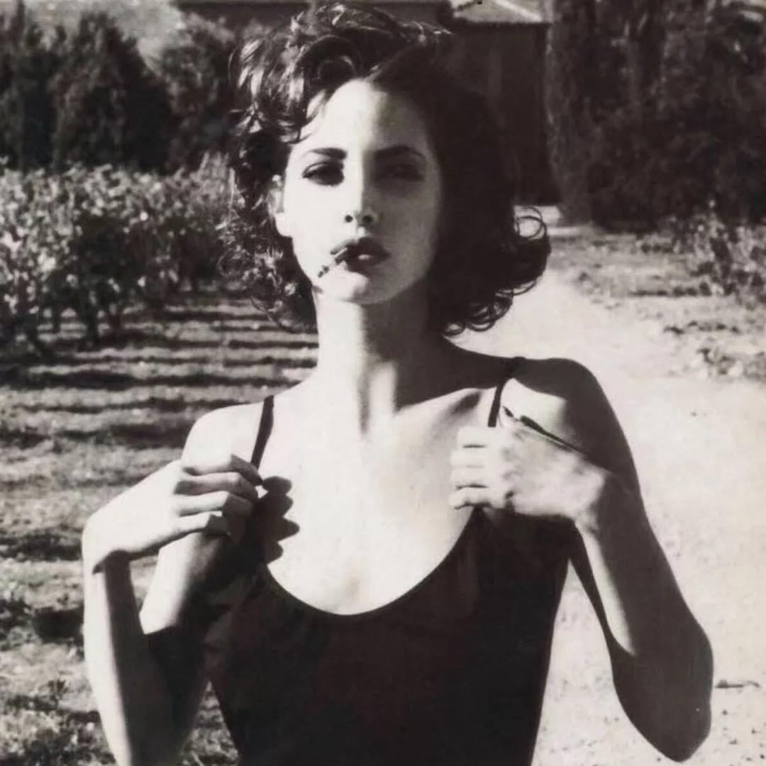 释（薄雾海最后一个骚三娘)