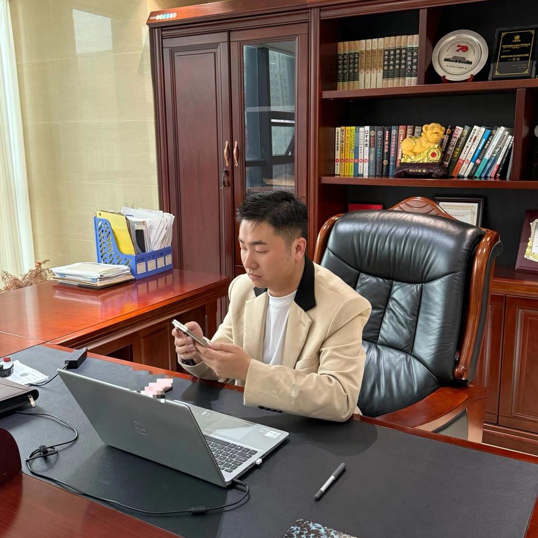 亿泓扬（杭州）TK跨境老刘