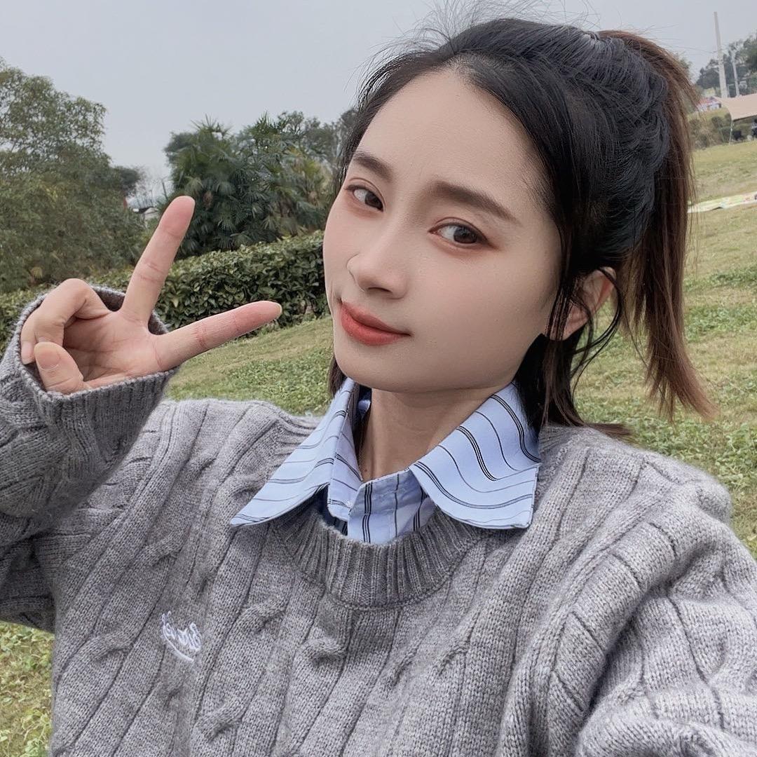 荷花池维维服饰批发