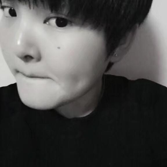 袅袅