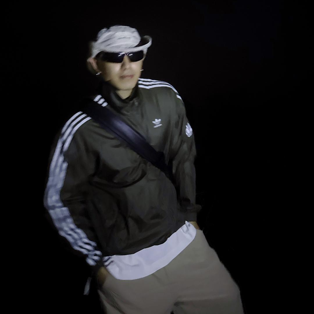 钟斯