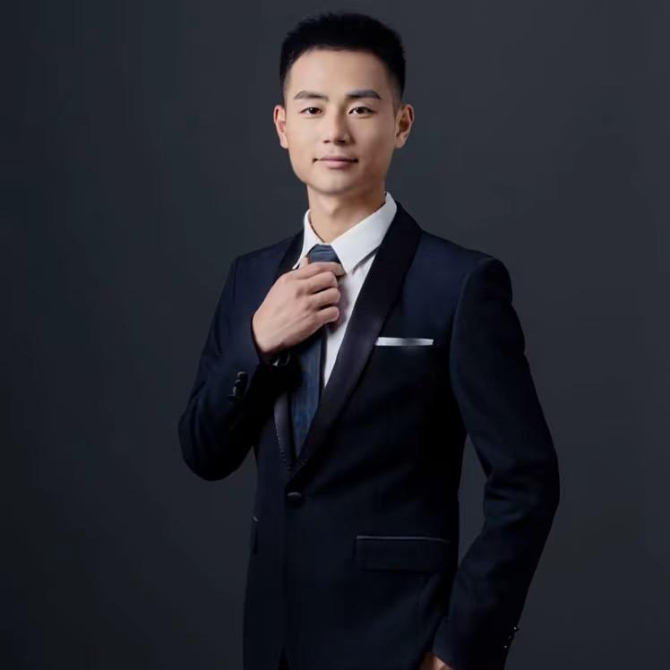 李晓百